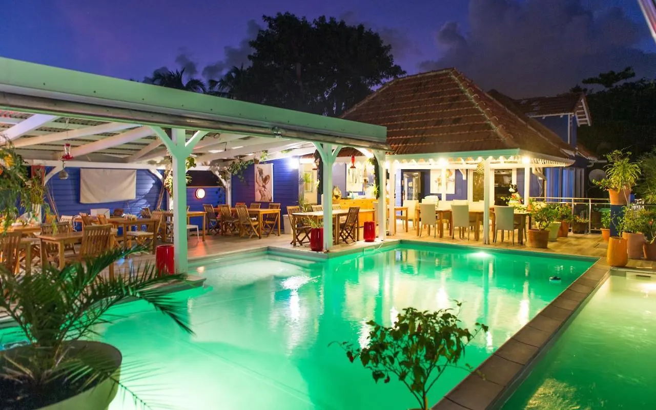 Hotel Hôtel Frégate Bleue Le François