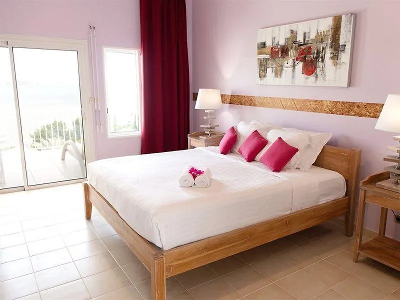Hotel Hôtel Frégate Bleue Le François