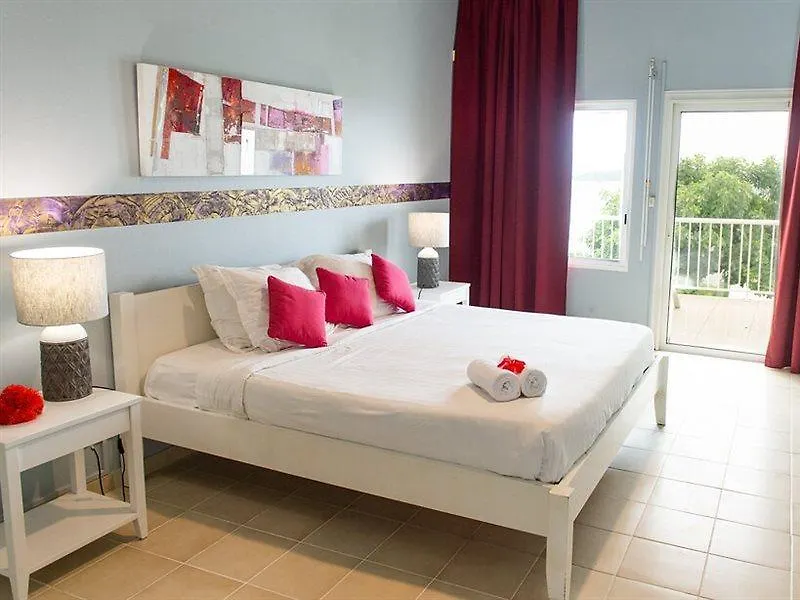 Hôtel Frégate Bleue Le François 3*,  Martinica