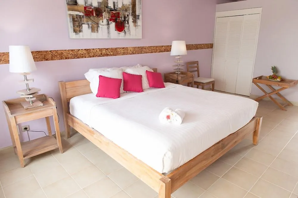 *** Hotel Hôtel Frégate Bleue Le François Martinica