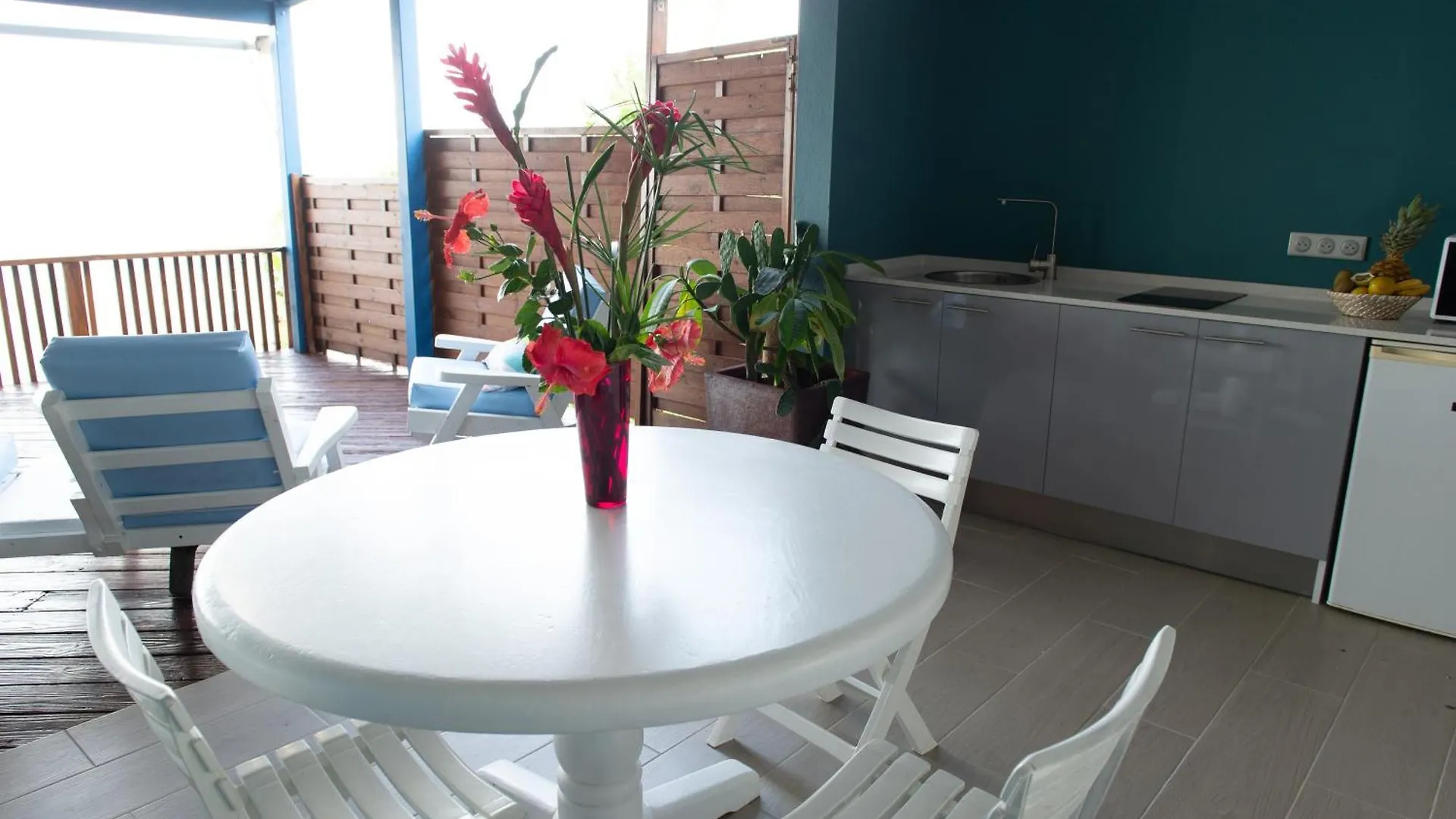 Hotel Fregate Bleue Le Francois 3*,
